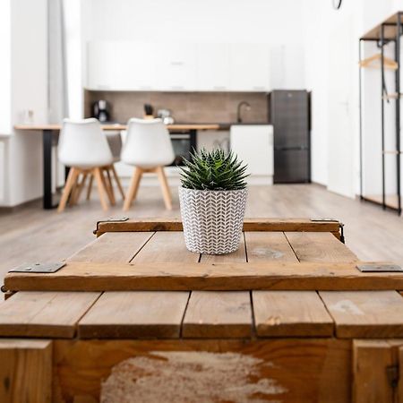 Apartments Am Neuen Theater - Altstadt - Zentral - Kueche - Wifi - Powered By Ko-Living Halle  외부 사진